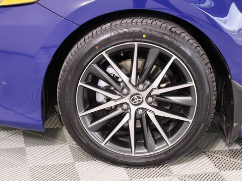 Used 2024 Toyota Camry XLE image 19