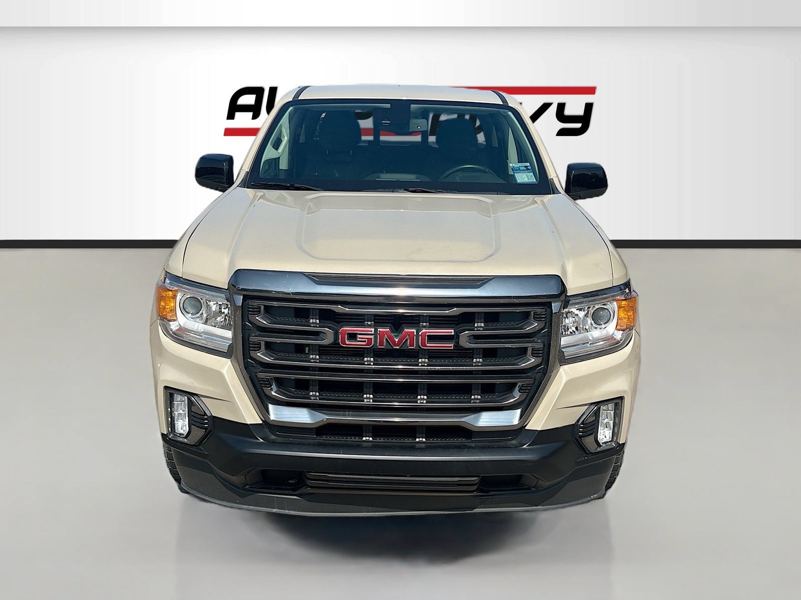 Used 2022 GMC Canyon AT4 w/ Driver Alert Package AWD/4WD image 2