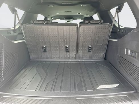 New 2026 Chevrolet Suburban LT w/ Comfort Package image 26