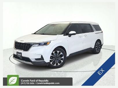 Used 2024 Kia Carnival EX