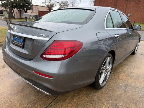 Used 2019 Mercedes-Benz E 450 E450 4MATIC Sedan image 5