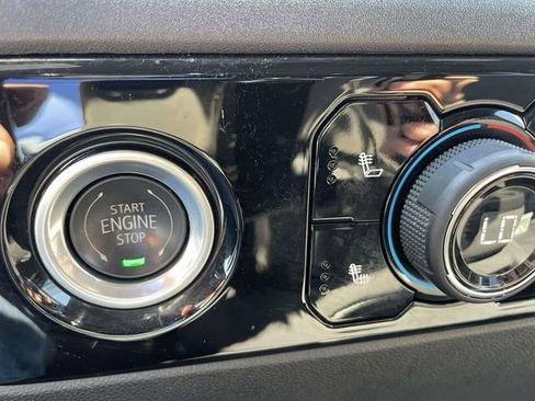 Certified 2024 Chevrolet Silverado 1500 LT image 21