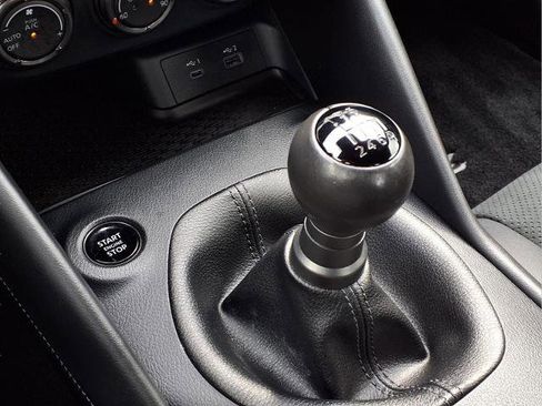 Certified 2024 Nissan Z Performance w/ Floor Mat Package image 21