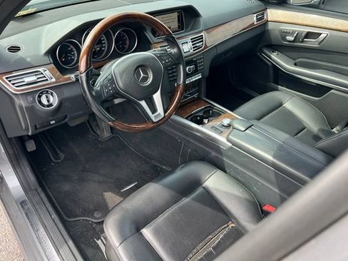 Used 2014 Mercedes-Benz E 350 4MATIC Sedan image 15