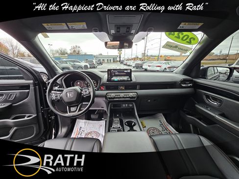 Used 2024 Honda Pilot TrailSport image 14