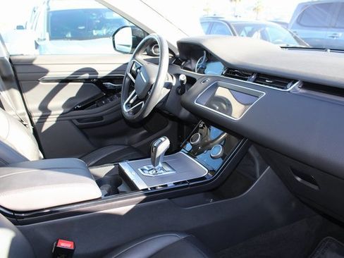 Used 2021 Land Rover Range Rover Evoque S image 5
