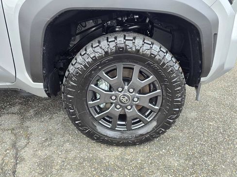 Certified 2025 Toyota 4Runner SR5 image 9