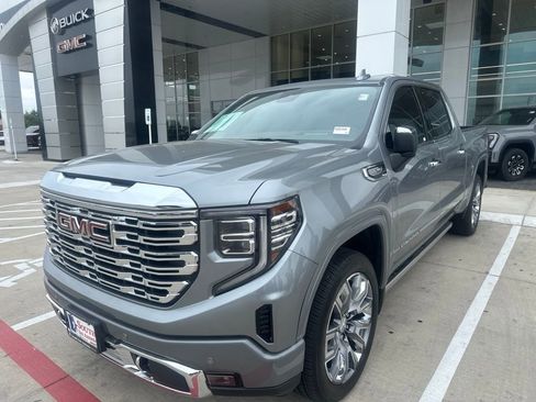 Used 2024 GMC Sierra 1500 Denali w/ Denali Reserve Package RWD image 2
