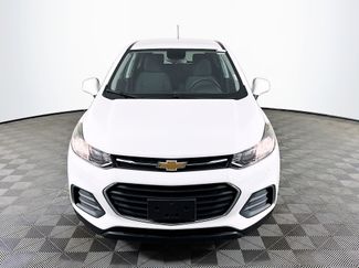 Used 2021 Chevrolet Trax LS w/ Tint and Cruise Package FWD video 2