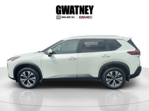 Used 2023 Nissan Rogue SV w/ SV Premium Package AWD/4WD image 6