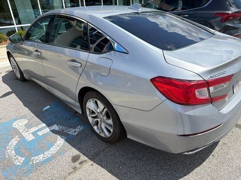 Used 2018 Honda Accord LX image 4