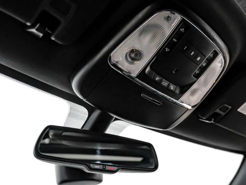 Used 2015 Jeep Grand Cherokee Overland AWD/4WD image 48