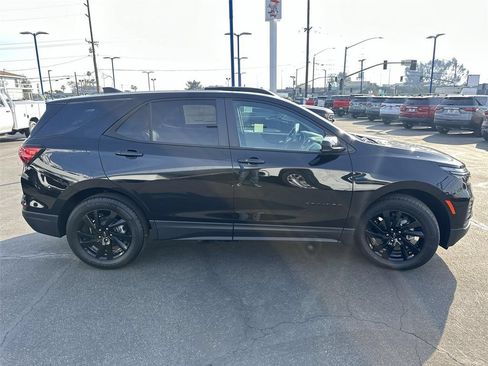 Used 2024 Chevrolet Equinox LS w/ LS Convenience Package FWD image 31