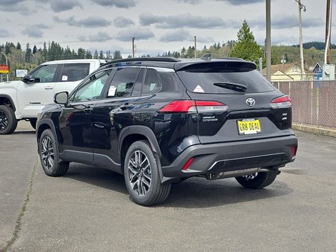 New 2026 Toyota Corolla Cross XLE image 4