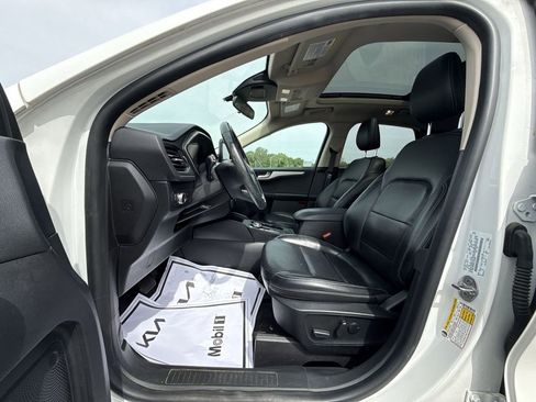 Used 2020 Ford Escape SEL AWD/4WD image 13