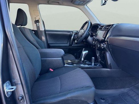 Certified 2022 Toyota 4Runner TRD Off-Road image 21