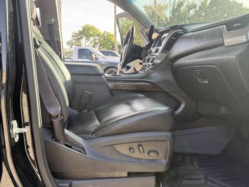 Used 2017 Chevrolet Suburban LT AWD/4WD image 16