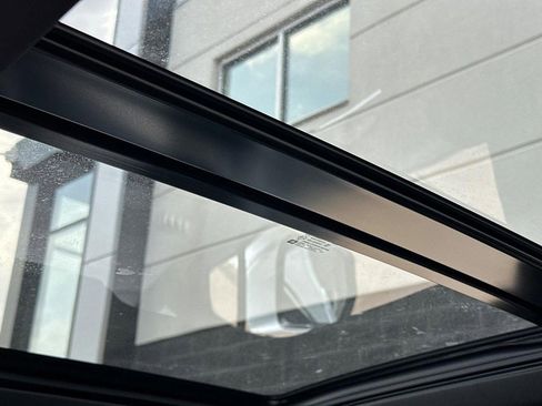 Certified 2024 Cadillac XT6 Premium Luxury image 9