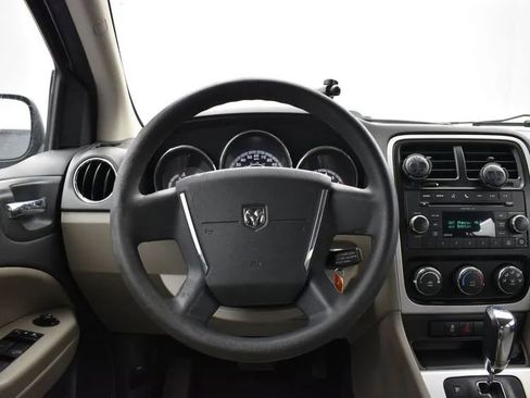 Used 2011 Dodge Caliber Mainstreet image 20