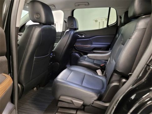 Used 2022 GMC Acadia SLE w/ Driver Convenience Package image 12