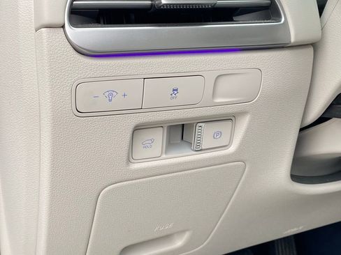 Used 2025 Hyundai Palisade Limited image 12