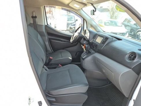 Used 2021 Nissan NV200 S w/ Back Door Glass Package image 13