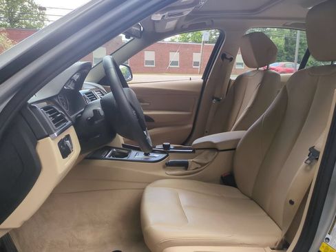 Used 2015 BMW 320i xDrive Sedan AWD/4WD image 21