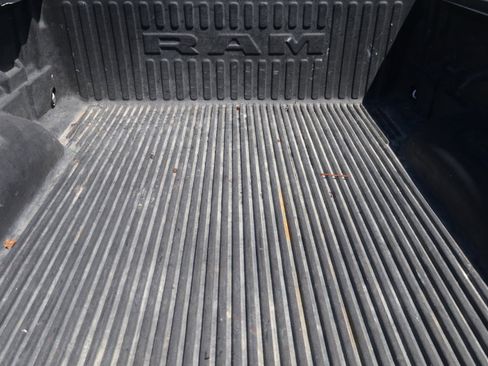 Used 2023 RAM 1500 Laramie AWD/4WD image 16