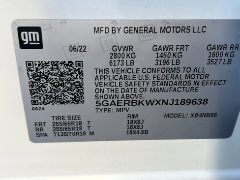 Used 2022 Buick Enclave Essence image 28