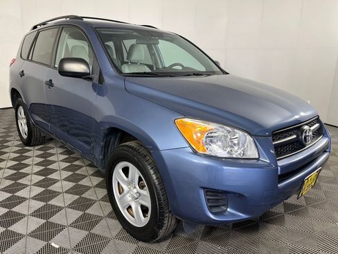 Used 2012 Toyota RAV4 4WD w/ Value Pkg image 3
