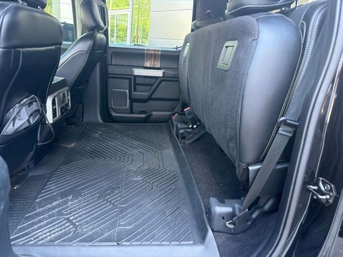 Used 2018 Ford F150 Lariat w/ Equipment Group 502A Luxury AWD/4WD image 21