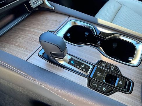 New 2026 Lexus RX 450h Luxury image 11