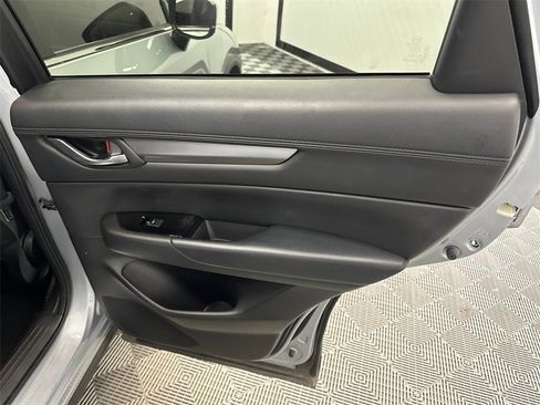 Used 2021 MAZDA CX-5 Touring image 17