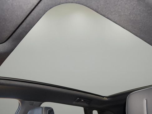 New 2026 Cadillac Lyriq Sport image 31