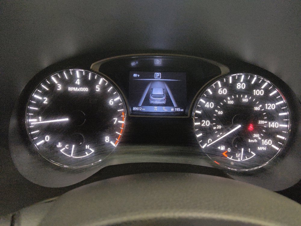 Used 2019 Nissan Pathfinder SL FWD image 23
