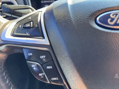 Used 2015 Ford Fusion SE w/ Equipment Group 202A image 10