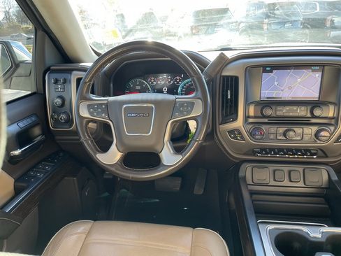 Used 2018 GMC Sierra 1500 Denali image 25