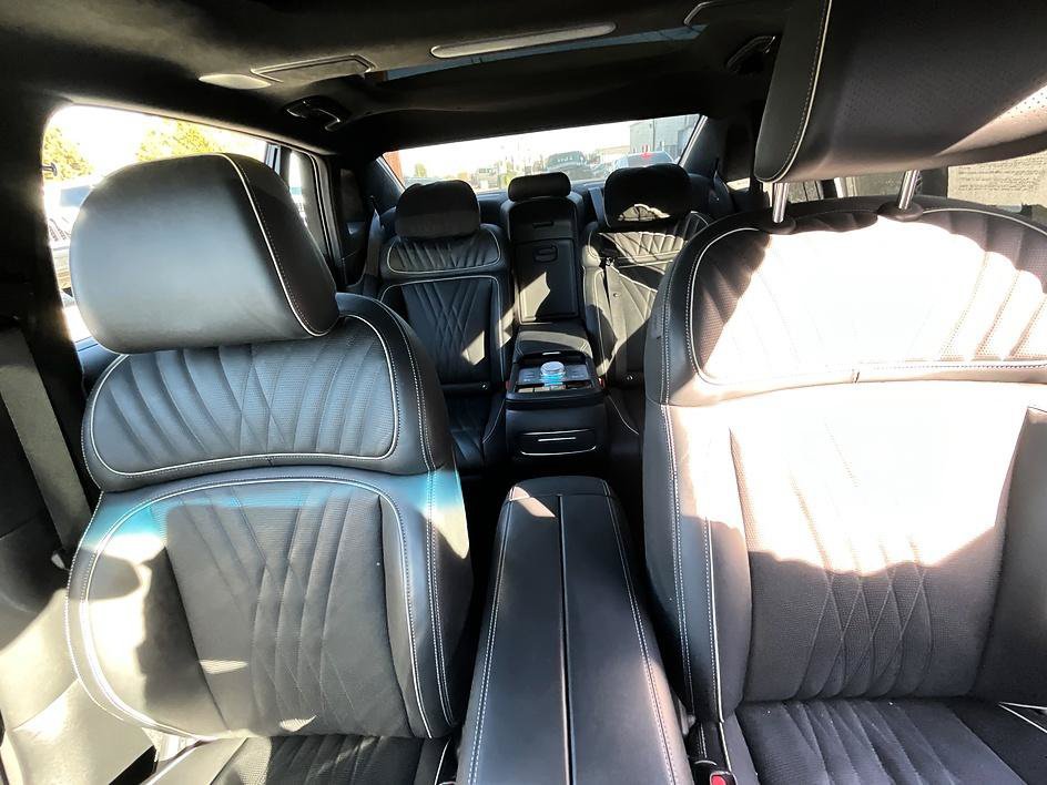 Used 2023 Genesis G90 3.5T AWD/4WD image 43
