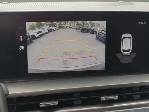 Used 2025 Kia Telluride S FWD image 25