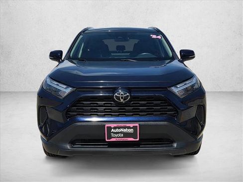 Used 2024 Toyota RAV4 XLE image 2