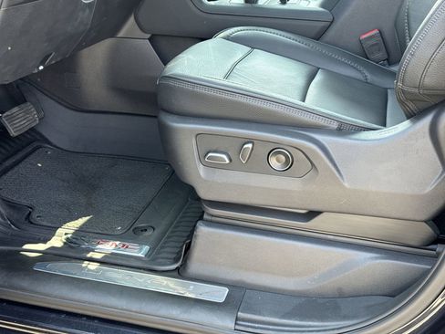 Certified 2025 GMC Sierra 1500 Denali w/ Denali Reserve Package image 17