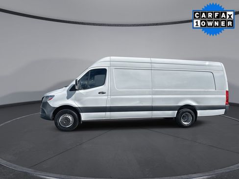 Used 2023 Mercedes-Benz Sprinter 3500 image 11