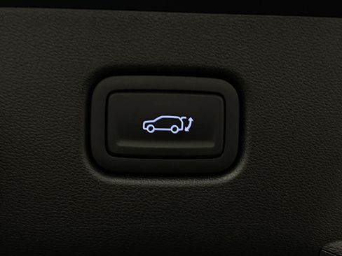Certified 2024 Hyundai Kona Limited AWD/4WD image 6