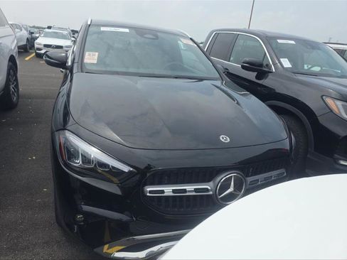 Used 2025 Mercedes-Benz GLA 250 image 8
