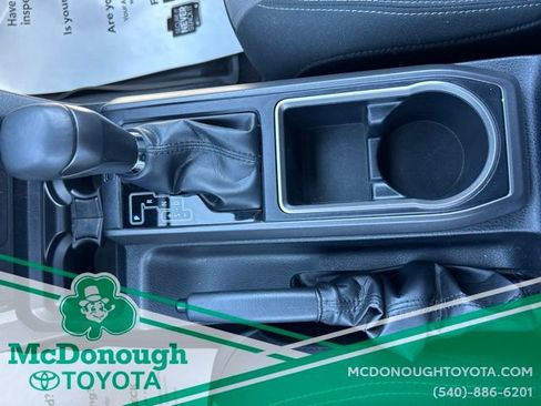 Used 2020 Toyota Tacoma TRD Off-Road w/ Technology Package AWD/4WD image 14
