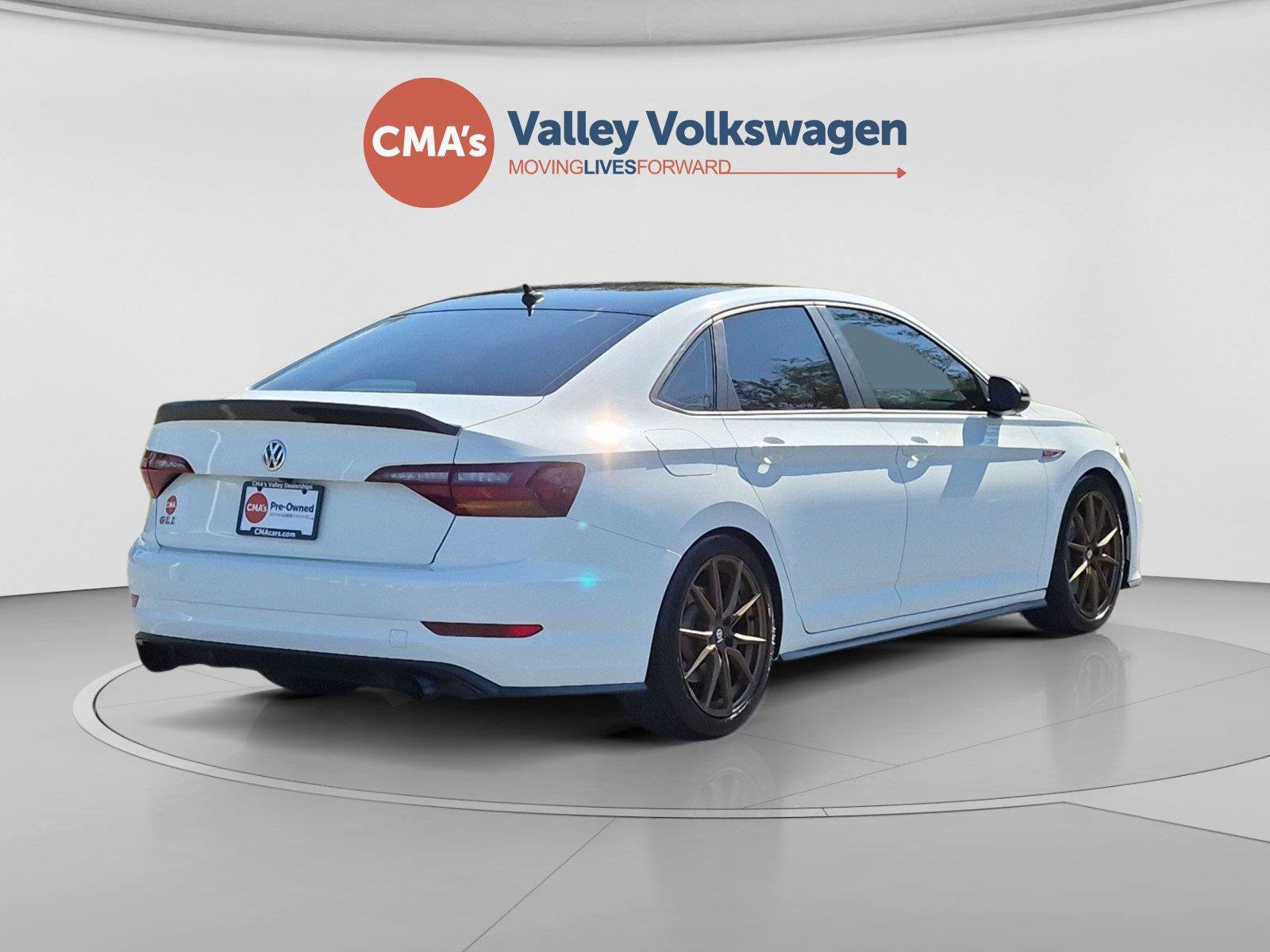 Used 2019 Volkswagen Jetta GLI FWD image 5