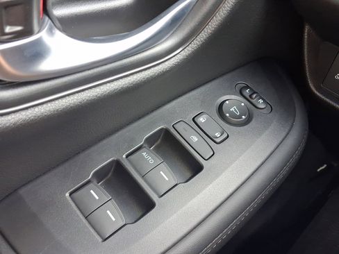 Used 2026 Honda HR-V LX image 13