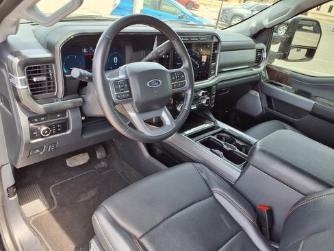 Used 2024 Ford F250 Lariat w/ Black Appearance Package AWD/4WD image 23