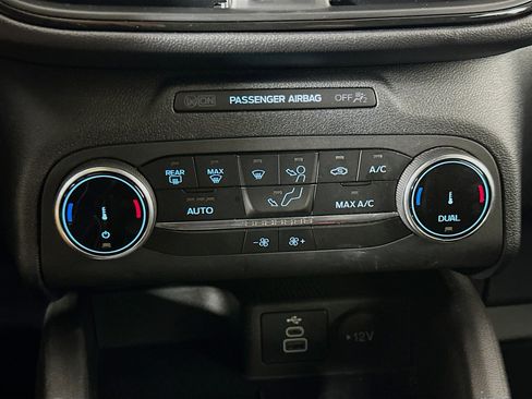 Used 2025 Ford Escape ST-Line image 23