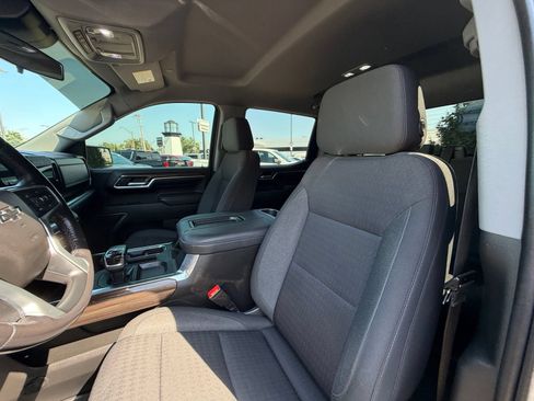 Used 2022 Chevrolet Silverado 1500 RST AWD/4WD image 30